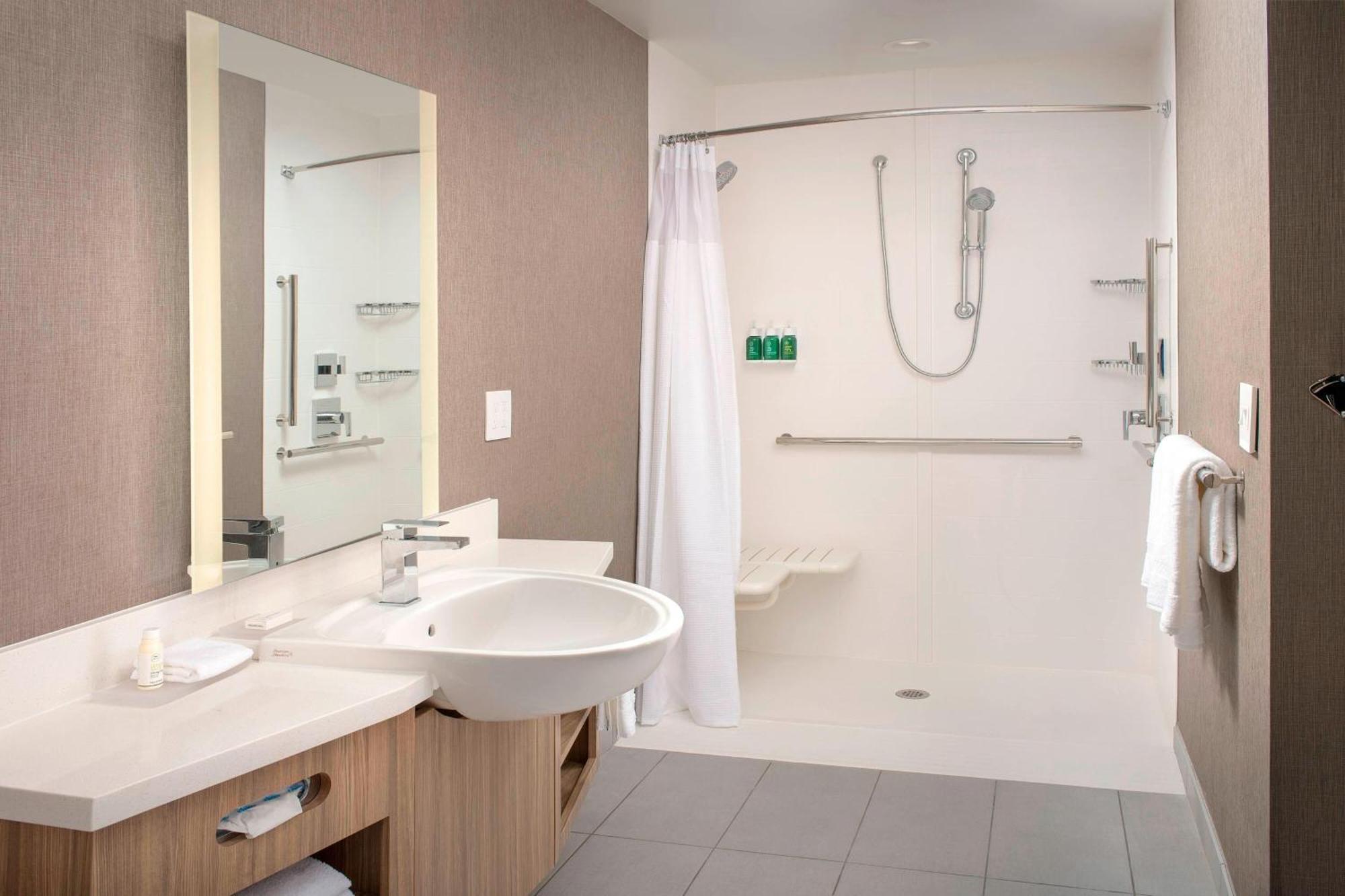 Springhill Suites By Marriott Punta Gorda Harborside Bagian luar foto