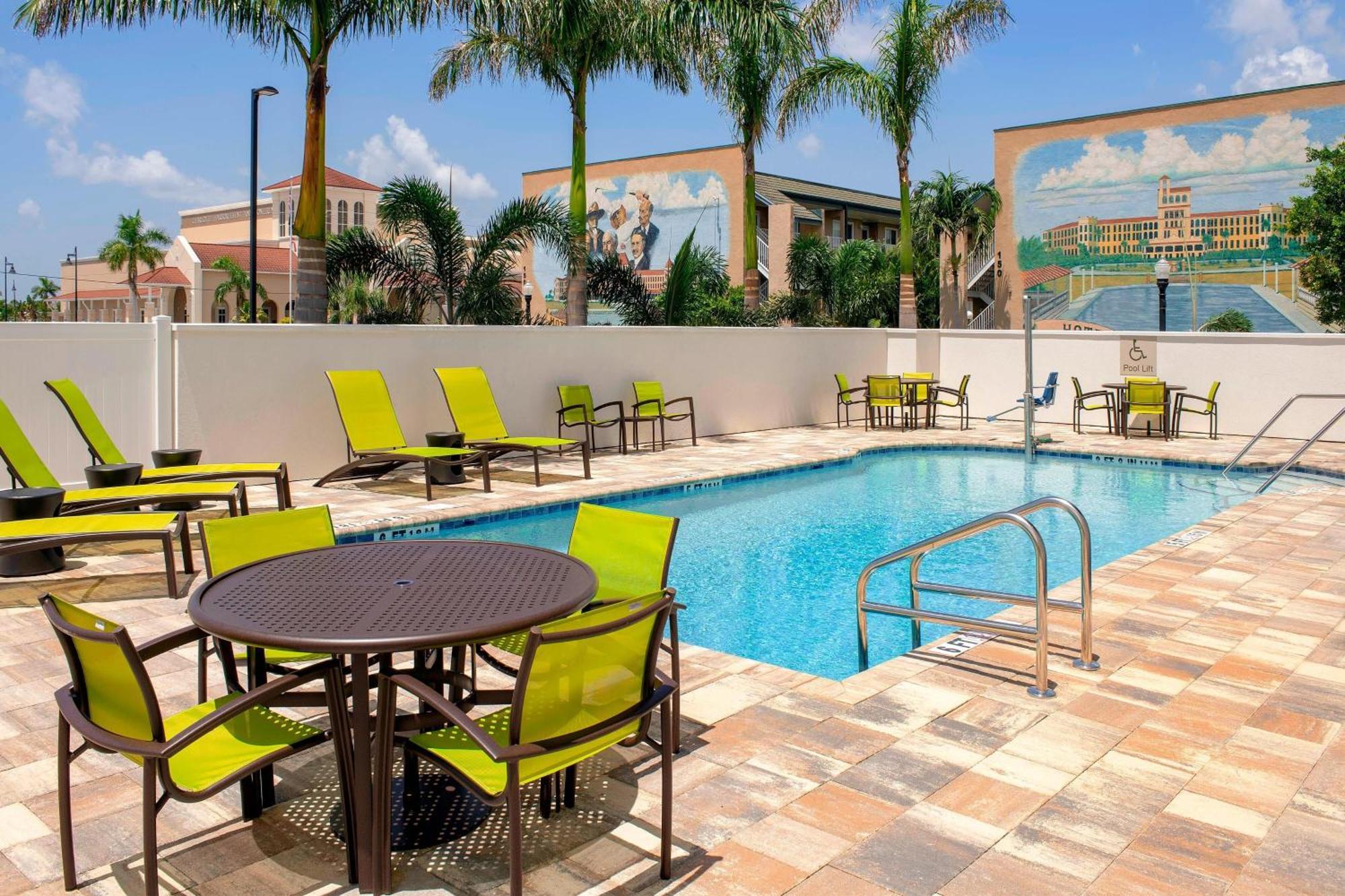 Springhill Suites By Marriott Punta Gorda Harborside Bagian luar foto